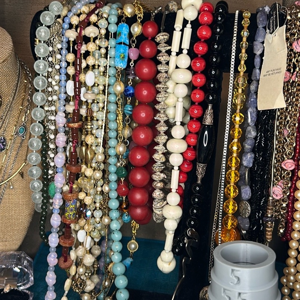 Live Jewelry show tonight July 2025 
10pm eastern time
Hope to see you all then
